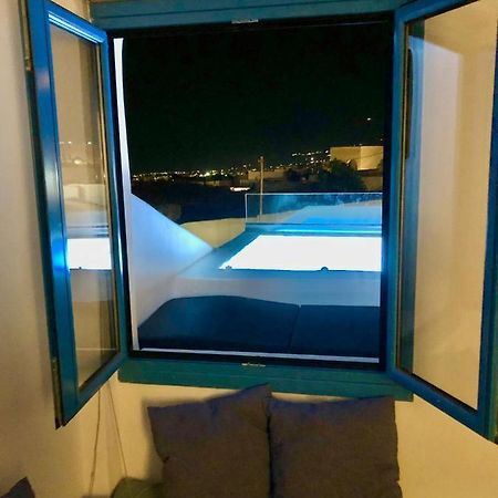Oldtown Suites Fira エクステリア 写真