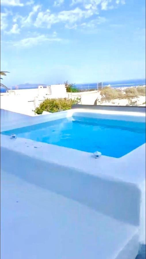 Oldtown Suites Fira エクステリア 写真