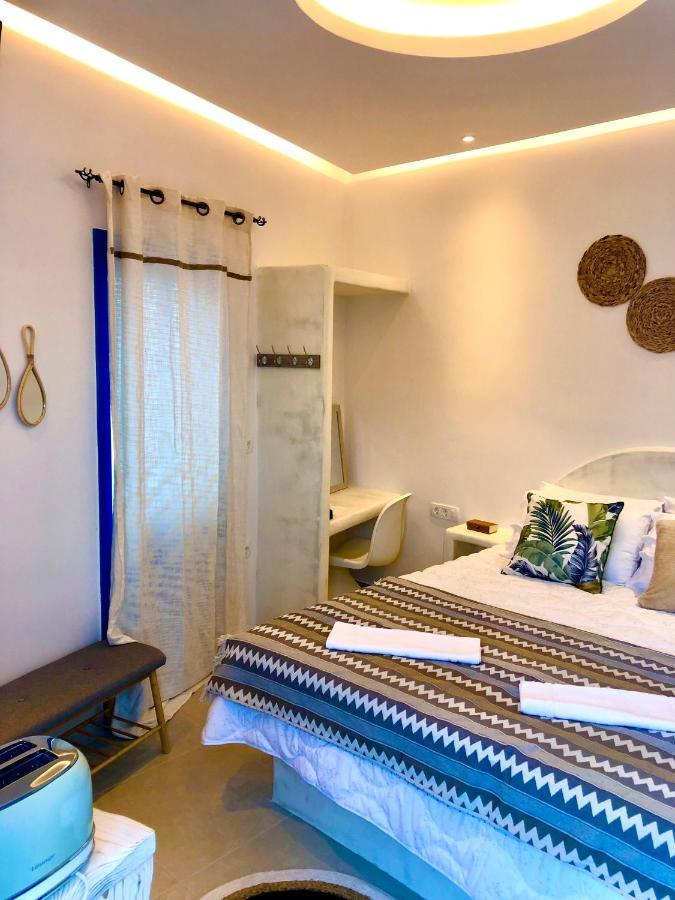 Oldtown Suites Fira エクステリア 写真