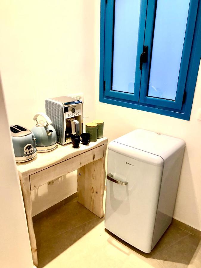 Oldtown Suites Fira エクステリア 写真
