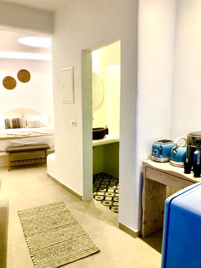Oldtown Suites Fira エクステリア 写真