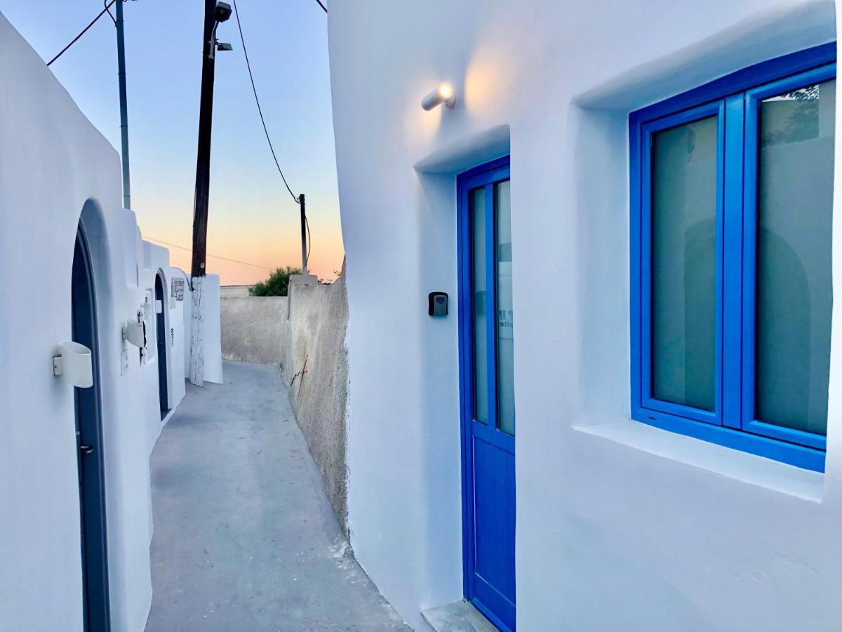 Oldtown Suites Fira エクステリア 写真