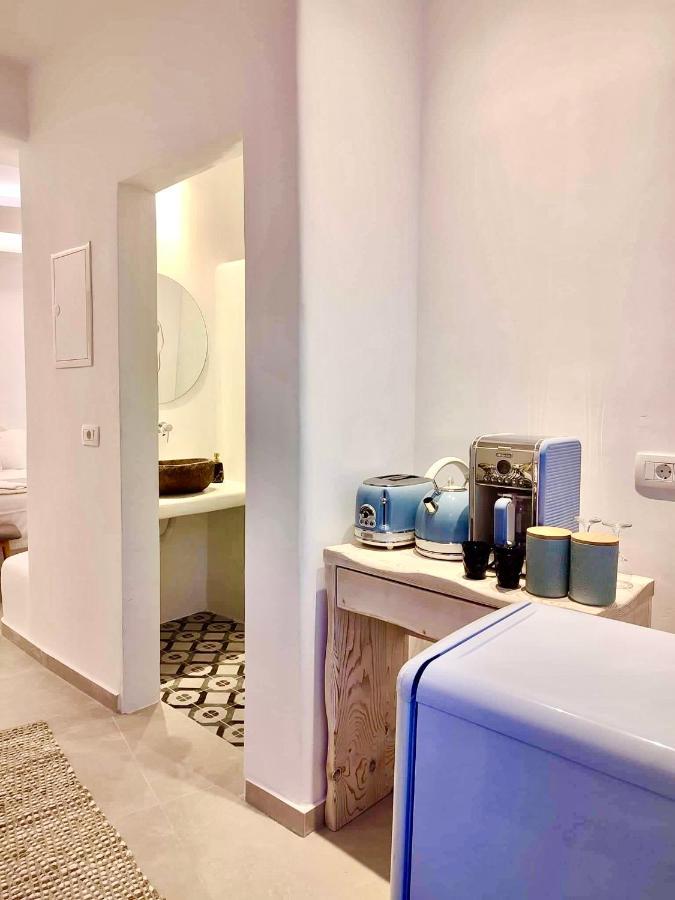 Oldtown Suites Fira エクステリア 写真