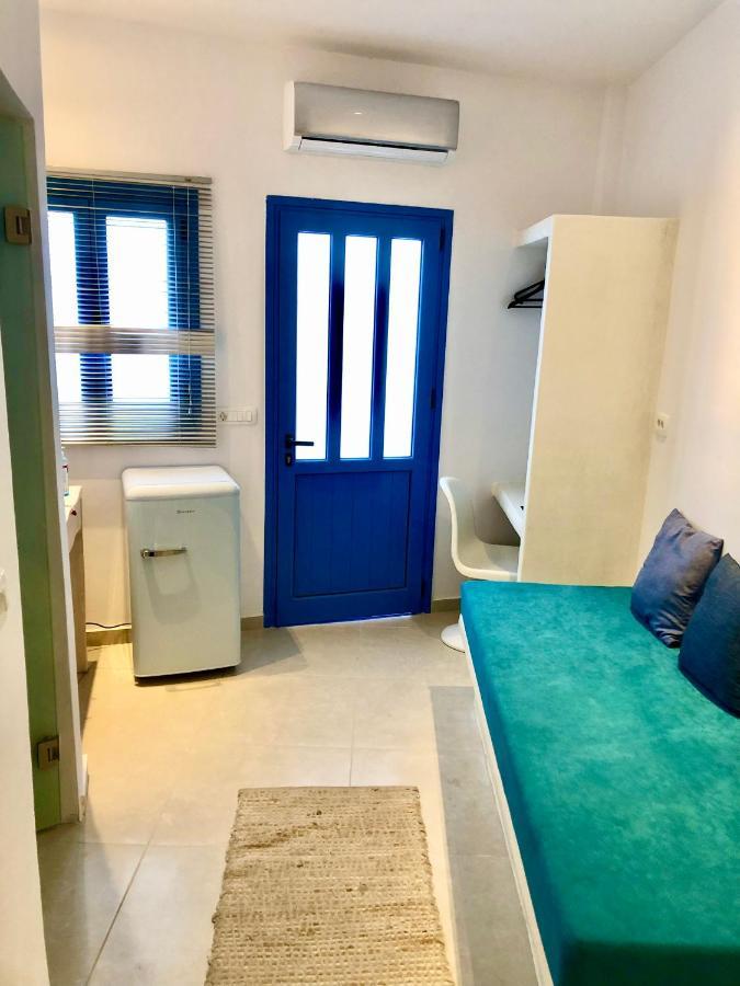 Oldtown Suites Fira エクステリア 写真