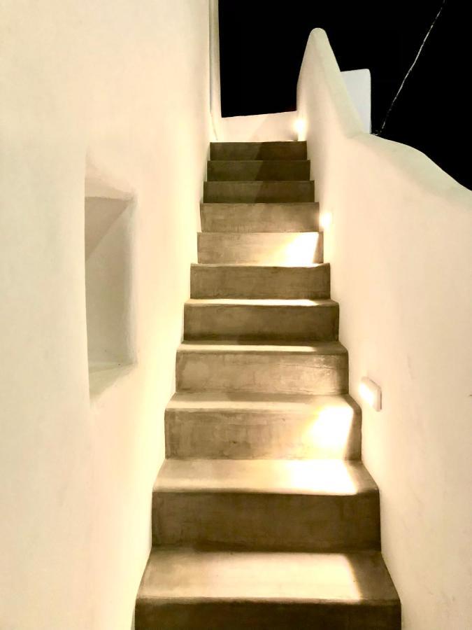 Oldtown Suites Fira エクステリア 写真